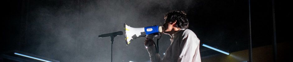 Festival Gigante 2025 – Crónica día 2: «Carolina Durante pone patas arriba el festival»