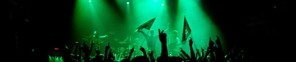 Sobrezero despide la gira de Hasta que el mundo estalle con un Teatro Eslava lleno hasta la bandera